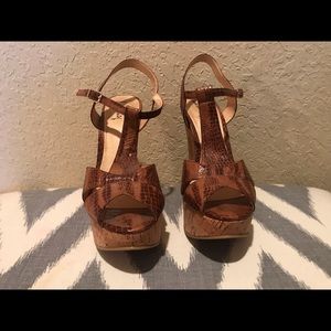 Brown wedges